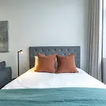Trendy Studio In Ct - Coworking - City Views